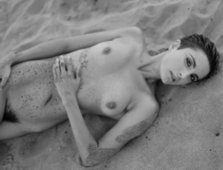 fashion-nude-water-fine-art-roarie-yum-kelly-segre-14