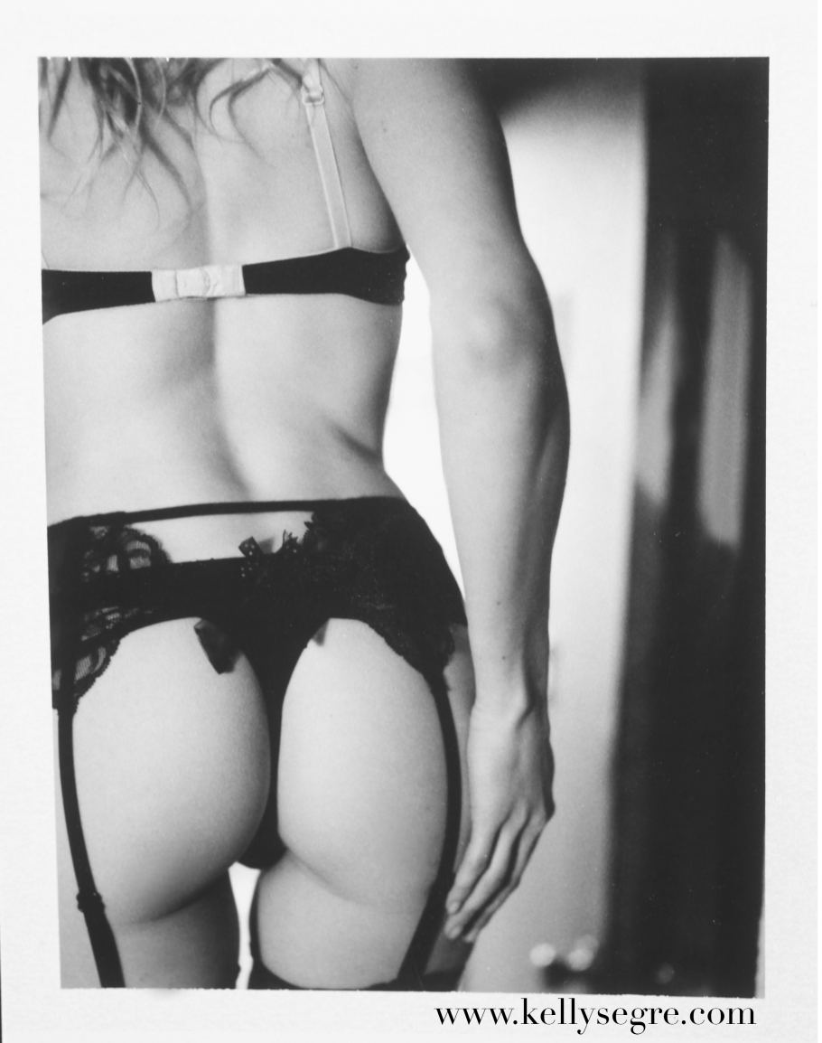 garter-film-polaroid-boudoir-undies-butt-model